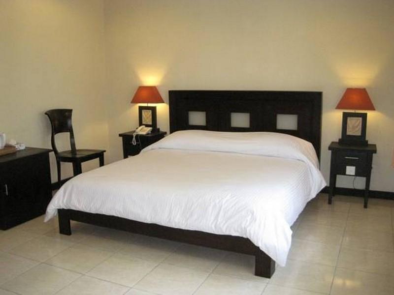 Hotel Intansari Denpasar Extérieur photo