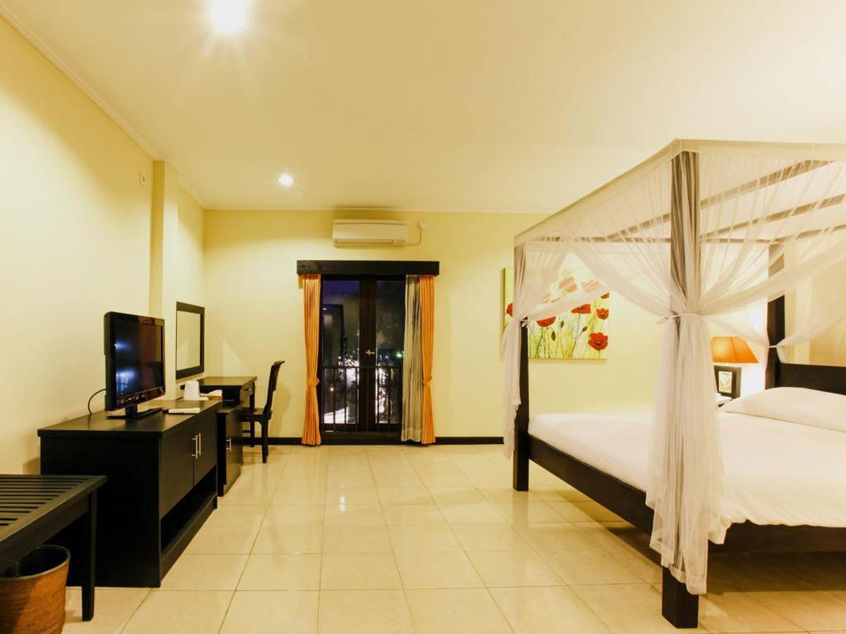 Hotel Intansari Denpasar Extérieur photo