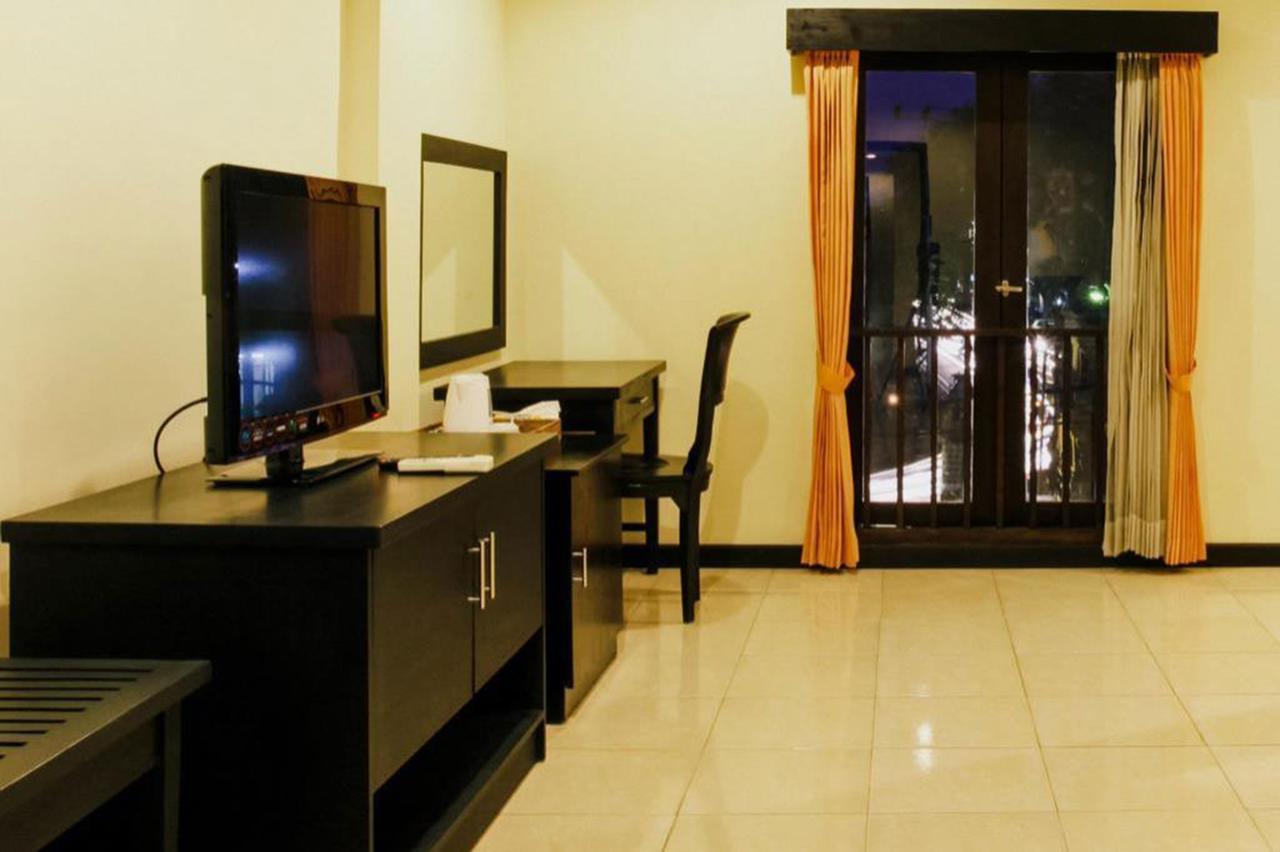 Hotel Intansari Denpasar Extérieur photo