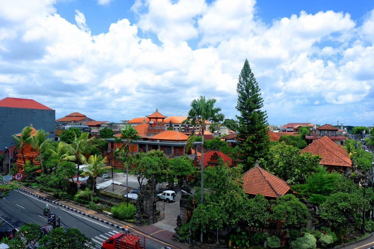 Hotel Intansari Denpasar Extérieur photo