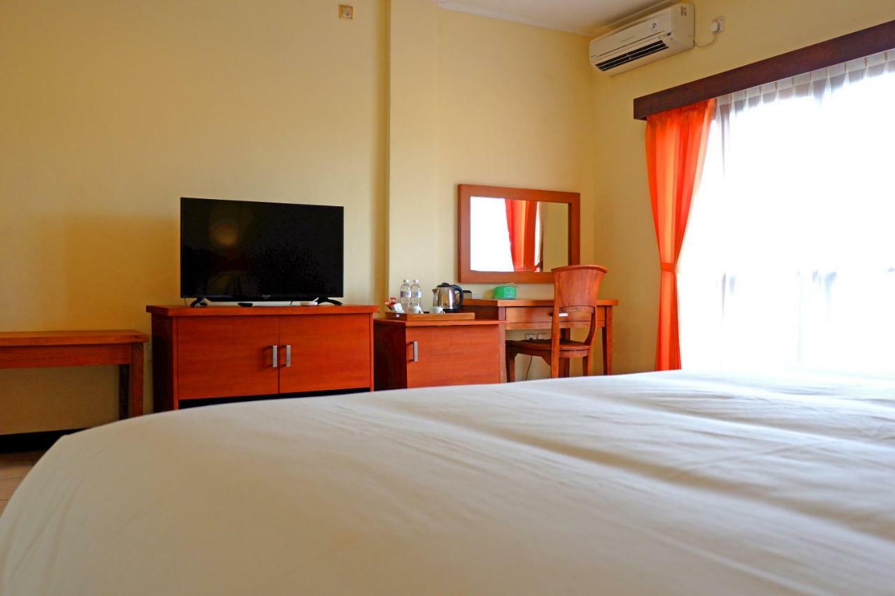 Hotel Intansari Denpasar Extérieur photo